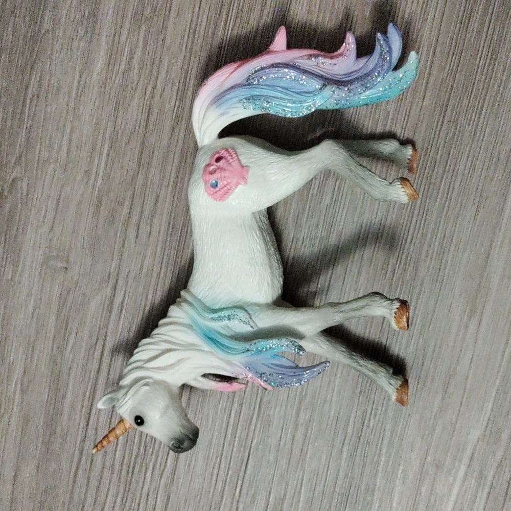 MAGICAL🦄 MYSTICAL UNICORN COLLECTABLE🪄BAYALA🦄SCHLEICH 3 STONE SEASHELL - Picture 2 of 4
